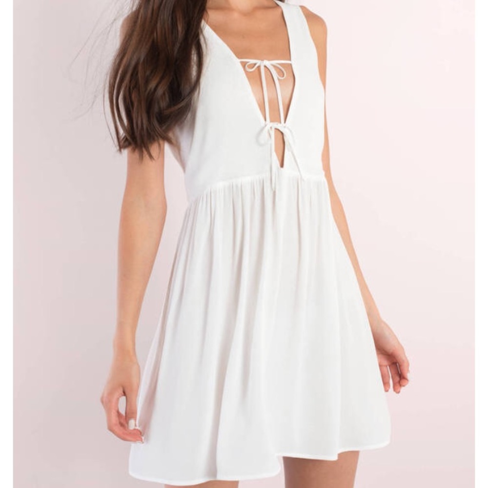 Amber Plunging Shift Dress